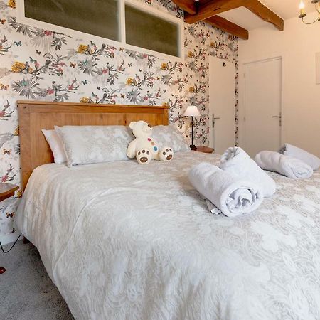 Auberge Du Noyer Londigny Экстерьер фото