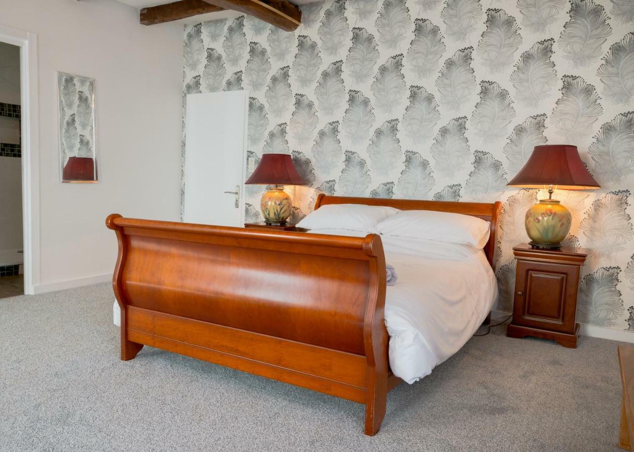 Auberge Du Noyer Londigny Экстерьер фото